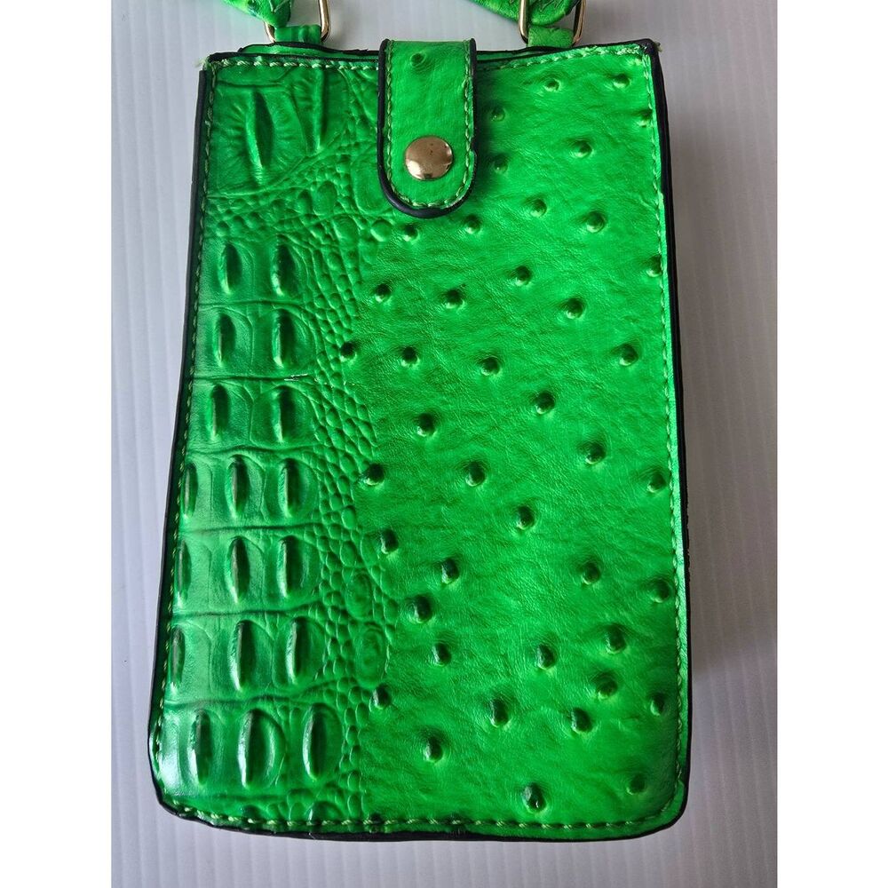 Phone Crossbody Neon Green Bumpy Crocodile Pattern - Picture 3 of 10